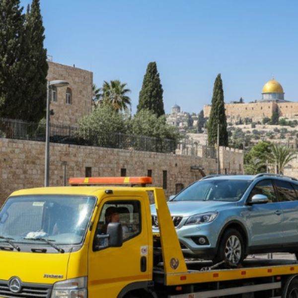 יוסי - מומחה גרירה במרכז